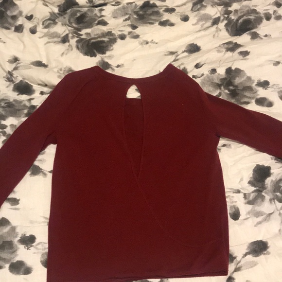 Burgundy open back sweater - Picture 2 of 4